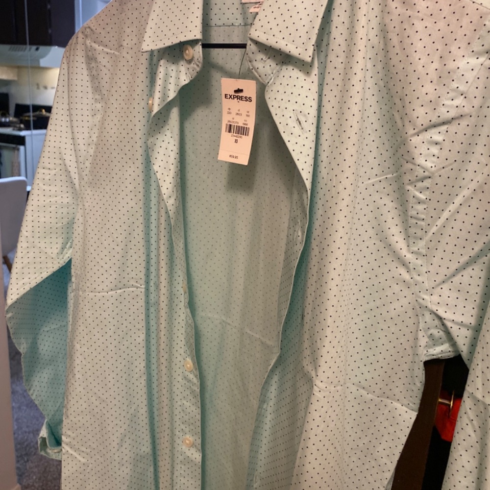 Shirt - Picture 2 of 4